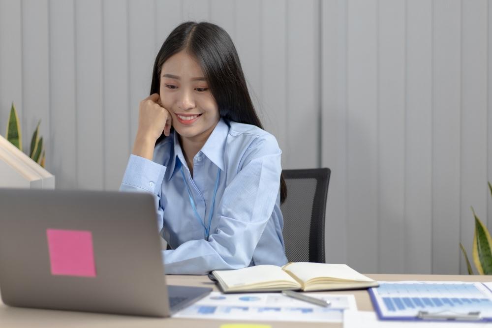 Women online shop
